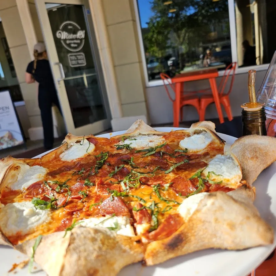 Mister O1 Extraordinary Pizza - Naples, pizza place in North Naples, Naples FL