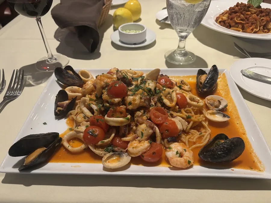 Limoncello Naples, pizza place in North Naples, Naples FL