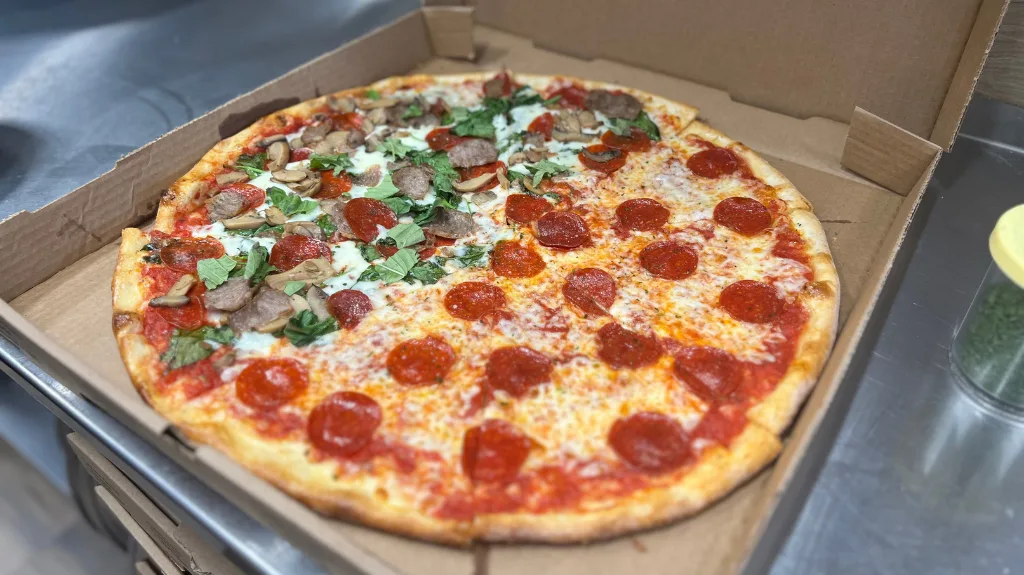Moravela's Pizza