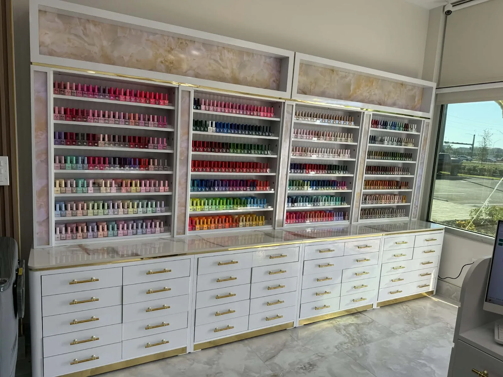 STAR NAILS & SPA NAPLES