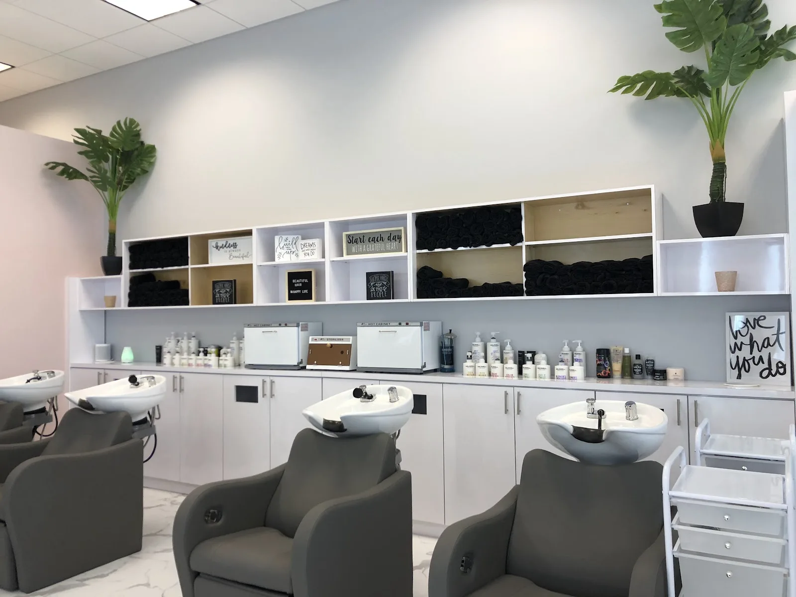Salon Sararo